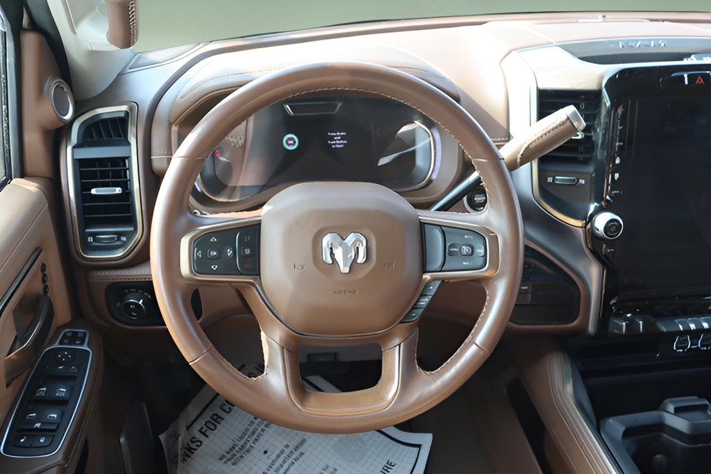 Used 2024 RAM 3500 Limited AWD/4WD image 11