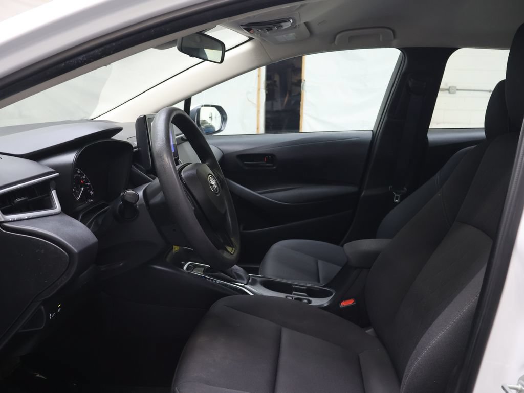 Used 2023 Toyota Corolla LE FWD image 16