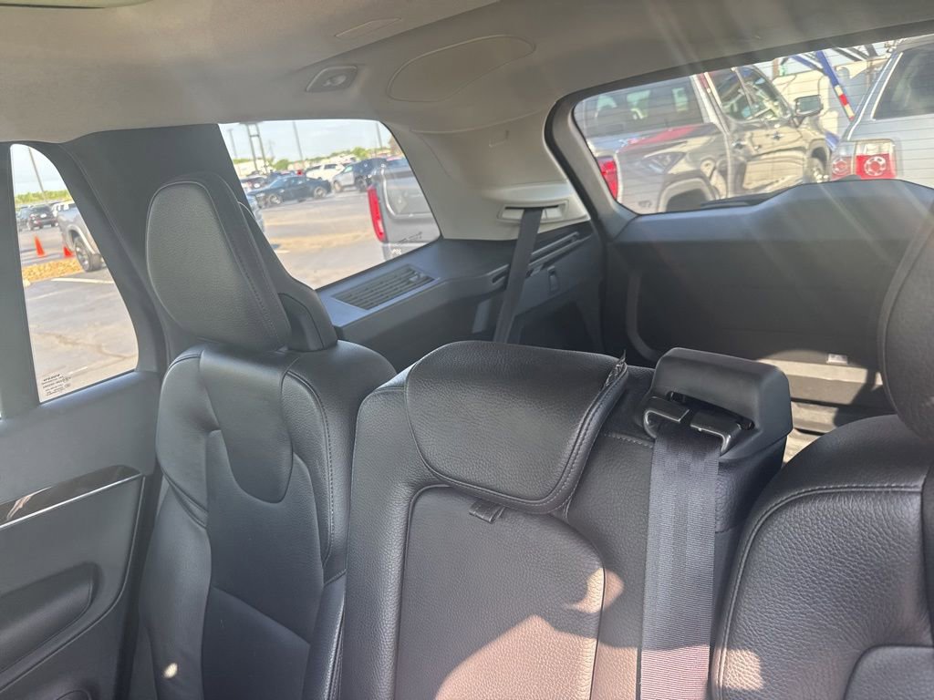 Used 2018 Volvo XC90 T6 Momentum w/ Convenience Package AWD/4WD image 10