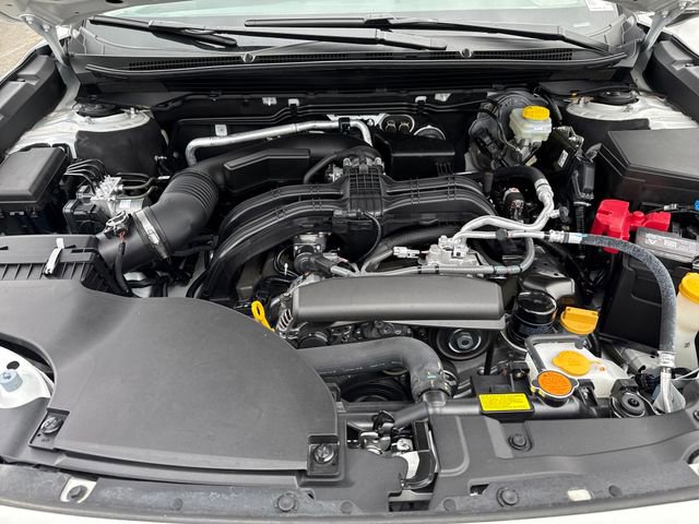 Used 2025 Subaru Outback AWD/4WD image 27