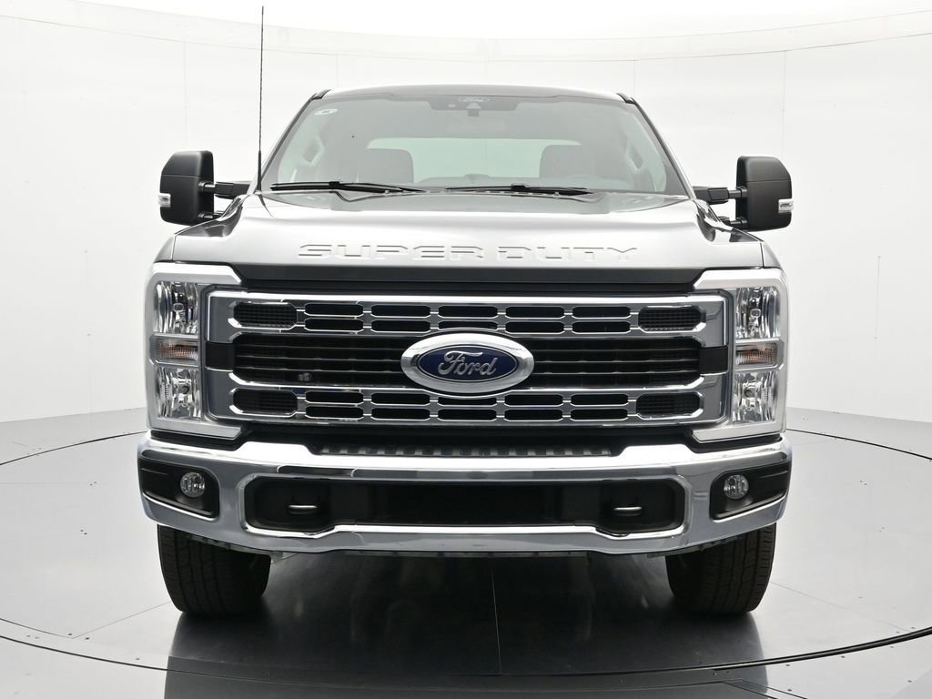 Certified 2025 Ford F250 XLT image 2