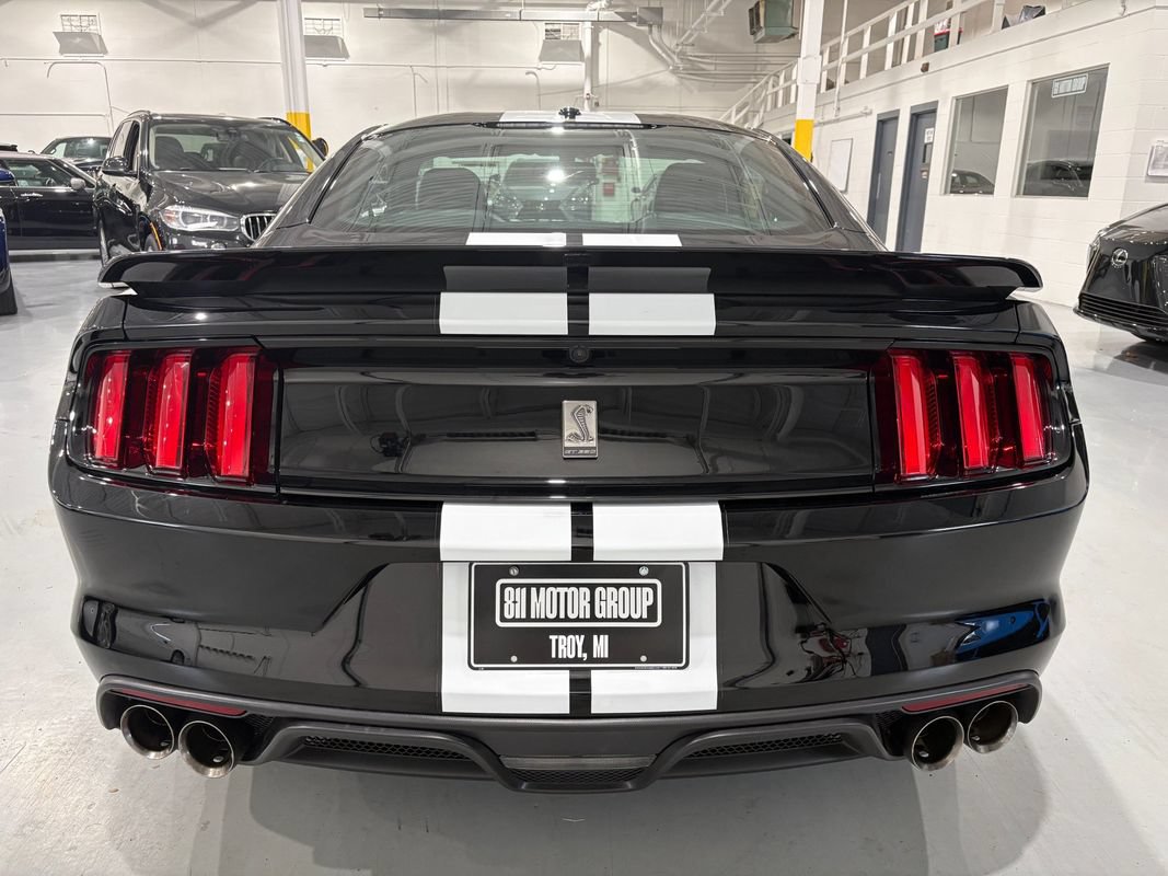 Used 2017 Ford Mustang Shelby GT350 w/ Convenience Package RWD image 6