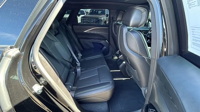 Used 2025 Cadillac Lyriq Luxury image 13