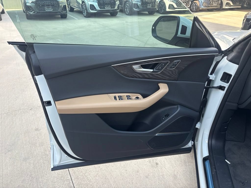 New 2026 Audi Q8 Premium AWD/4WD image 10