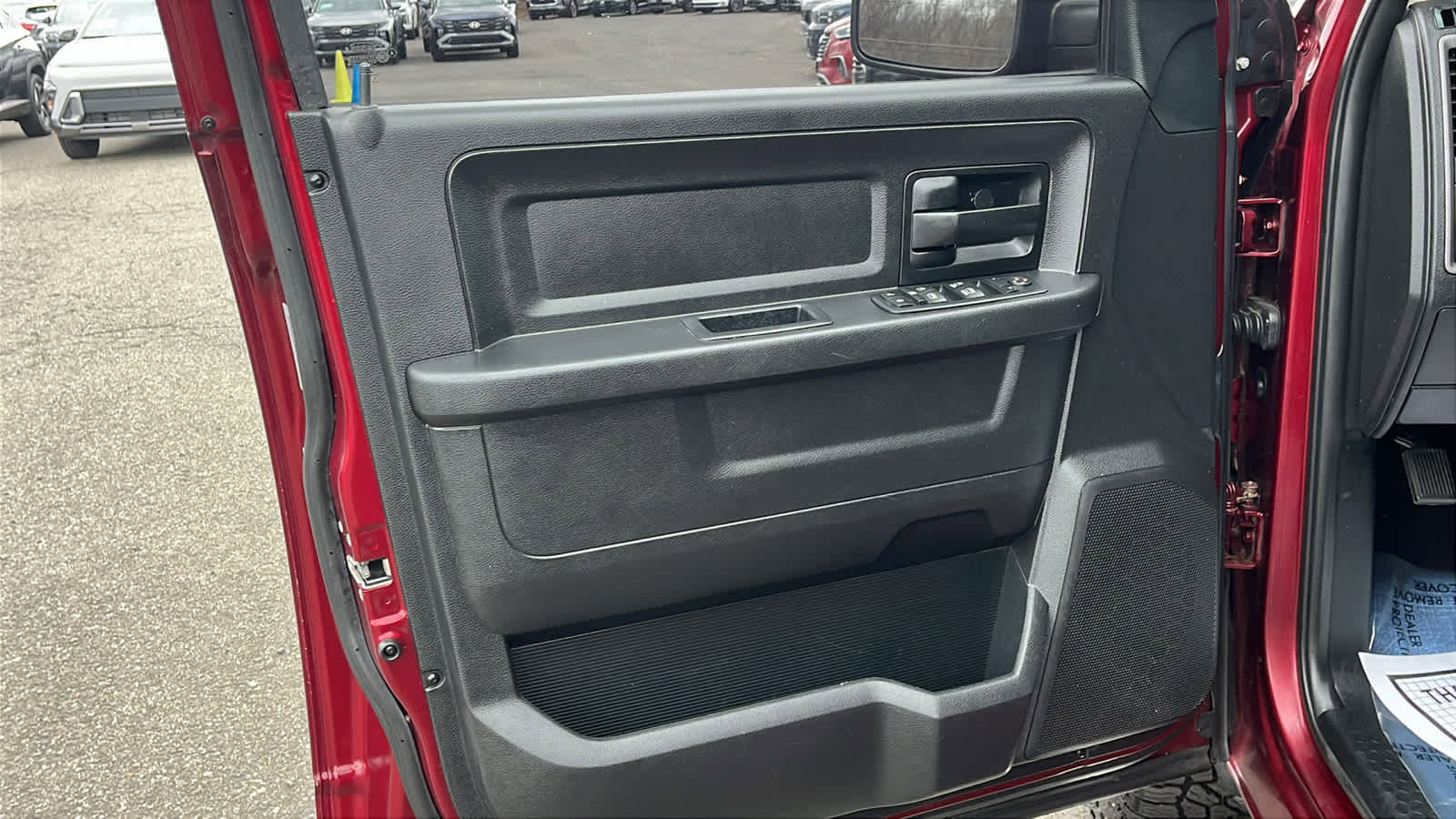 Used 2017 RAM 1500 Express image 9