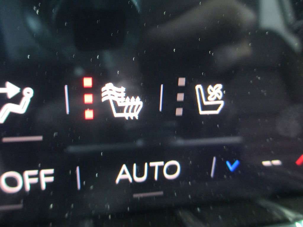 New 2026 GMC Yukon Denali Ultimate AWD/4WD image 21