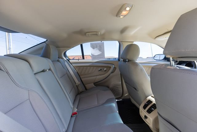 Used 2017 Ford Taurus SEL AWD/4WD image 16