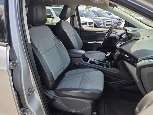 Used 2019 Ford Escape SE FWD image 20