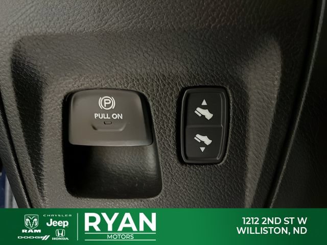 Used 2021 RAM 1500 Laramie w/ Sport Appearance Package AWD/4WD image 33