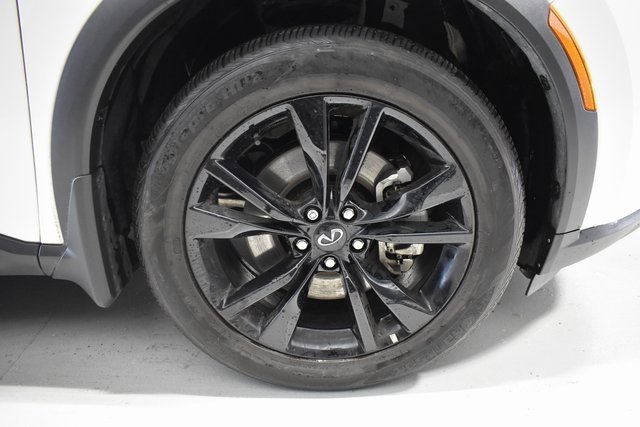 Used 2025 INFINITI QX60 Luxe w/ Black Edition image 10