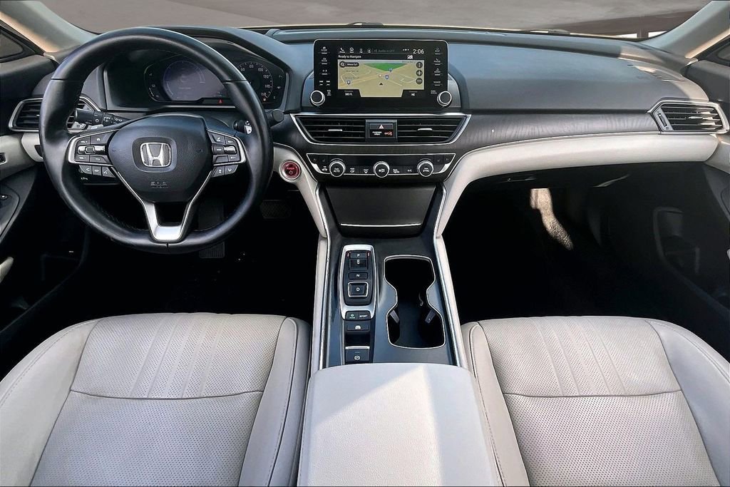 Used 2020 Honda Accord Touring image 7