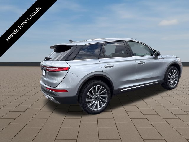 Certified 2024 Lincoln Corsair Reserve w/ Equipment Group 201A AWD/4WD image 7