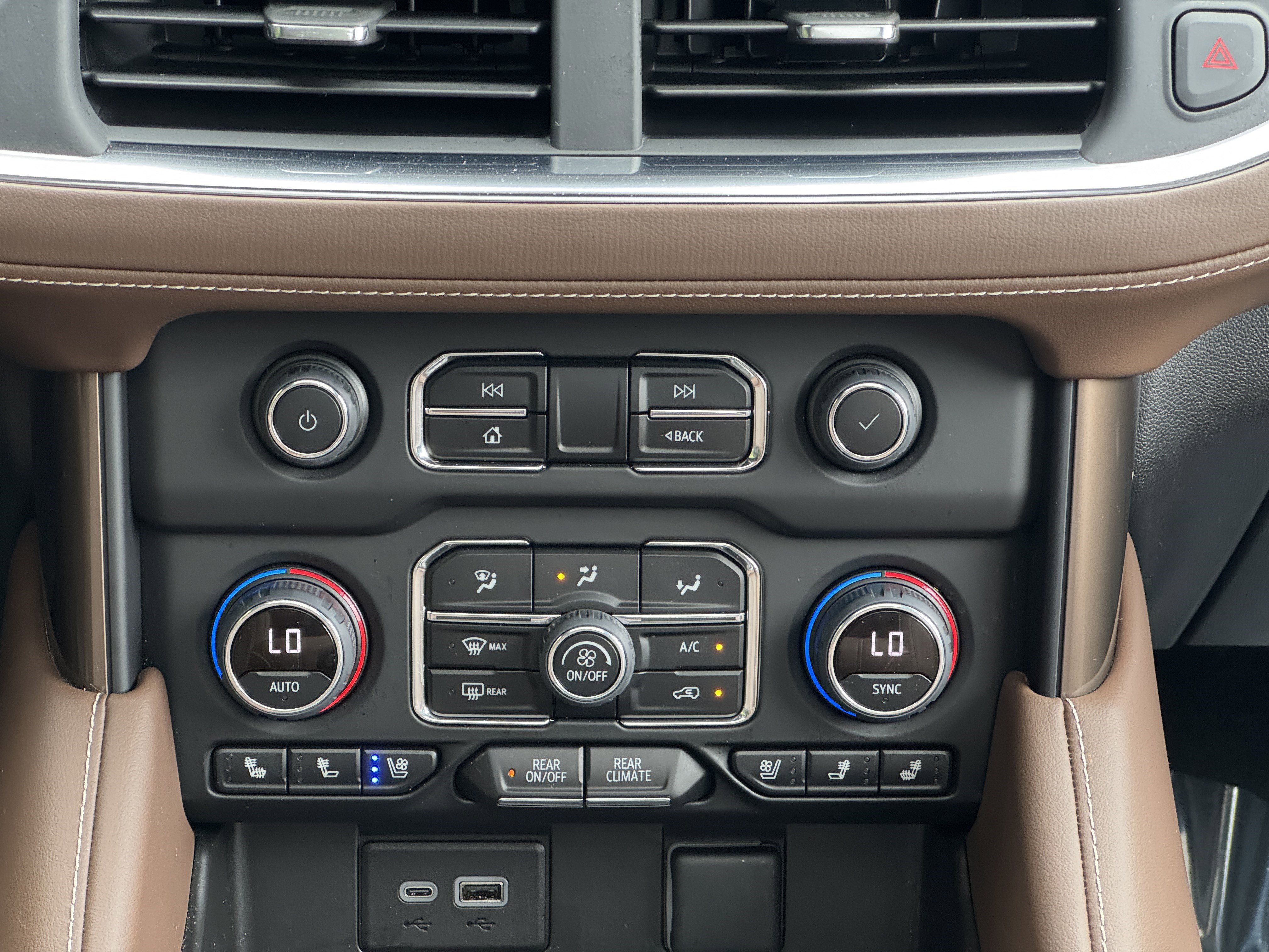 Used 2023 Chevrolet Tahoe High Country image 23