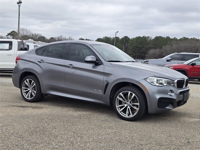Used 2019 BMW X6 xDrive35i w/ M Sport Package AWD/4WD image 9