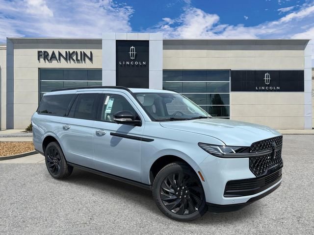 New 2026 Lincoln Navigator L Reserve w/ Jet Appearance Package