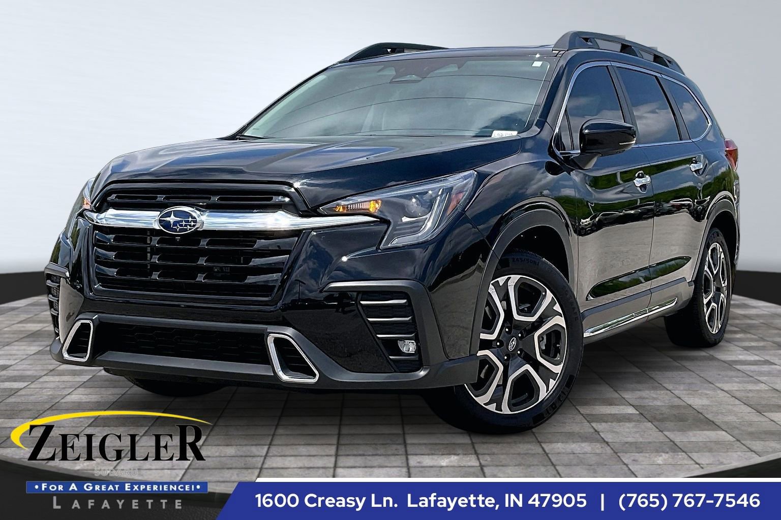 Used 2024 Subaru Ascent Touring AWD/4WD image 1