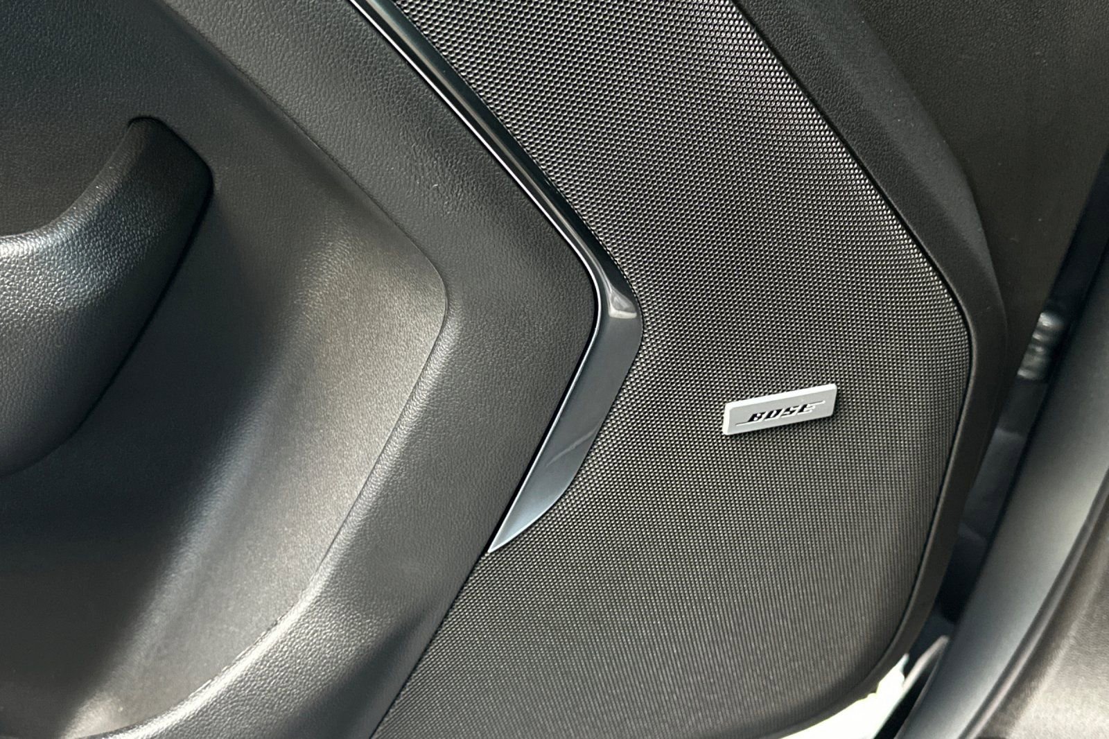 New 2025 Chevrolet Suburban Premier image 31