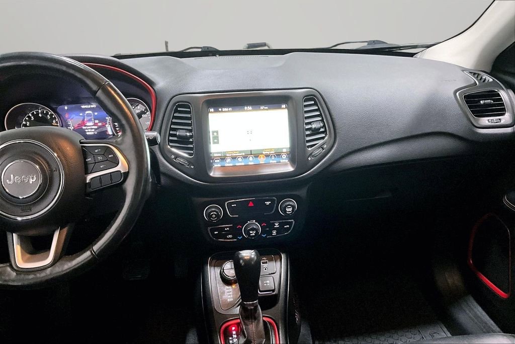 Used 2018 Jeep Compass Trailhawk w/ Navigation Group image 9