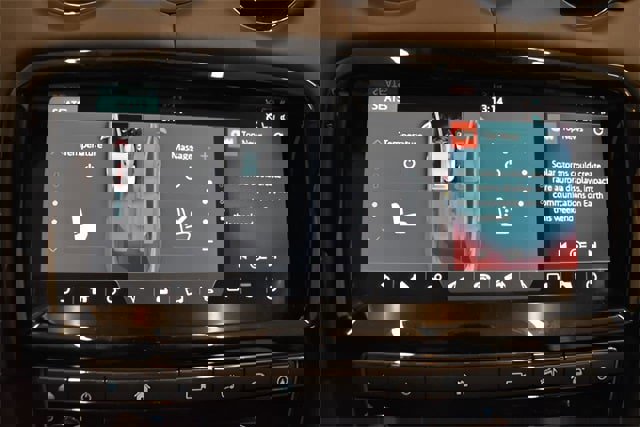 Used 2018 Jaguar XJ L Portfolio image 19