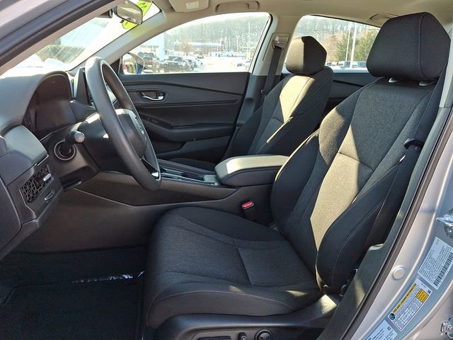 Used 2025 Honda Accord SE image 13