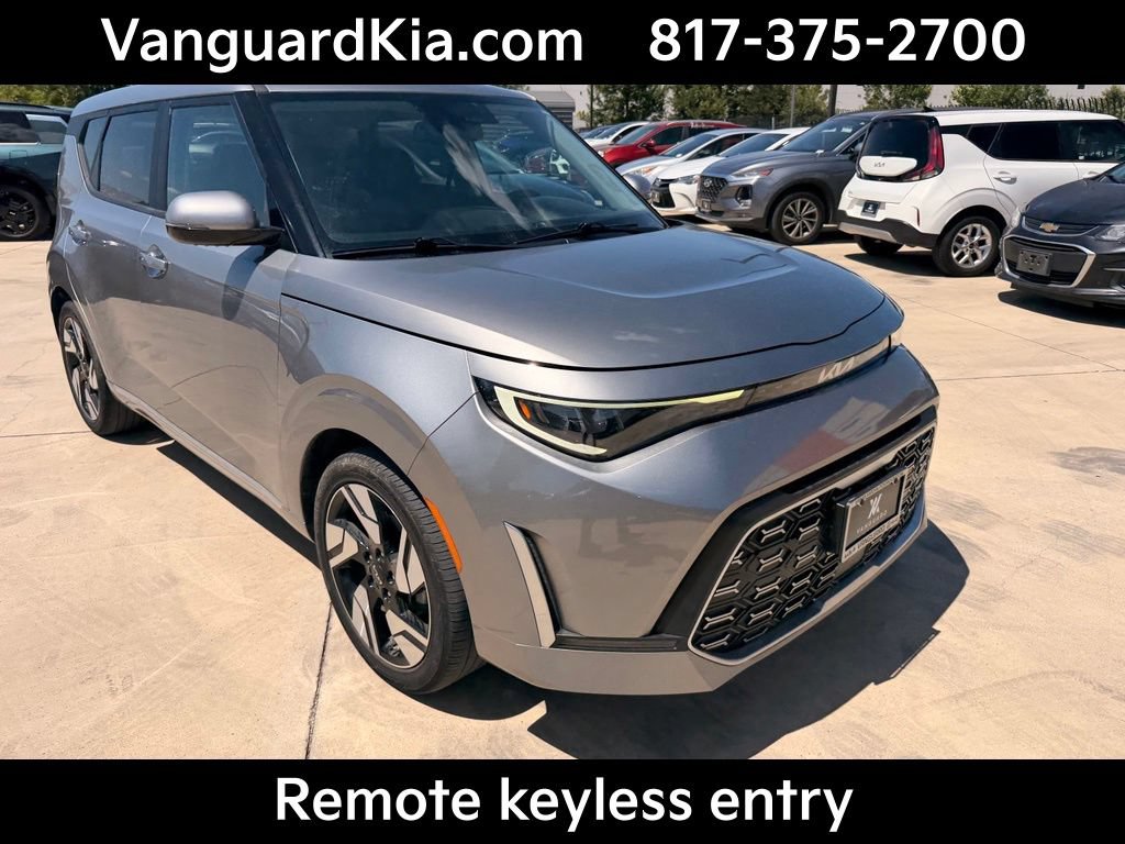 Used 2025 Kia Soul GT-Line w/ GT-Line Technology Package FWD image 5