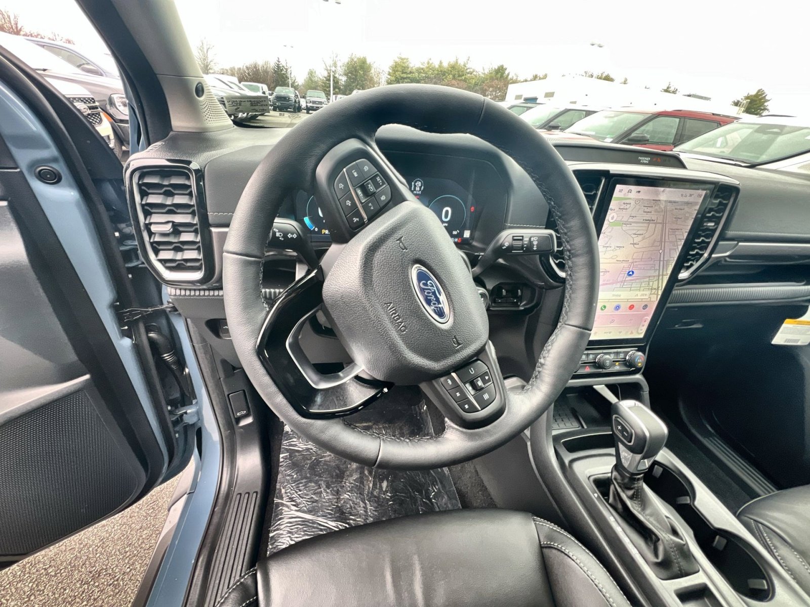 New 2025 Ford Ranger Lariat w/ FX4 Off-Road Package image 16