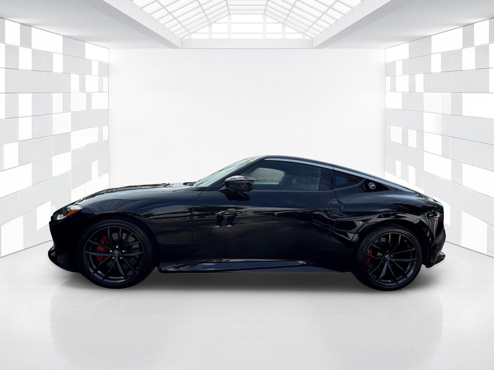 Certified 2025 Nissan Z Performance w/ Floor Mat Package RWD image 4