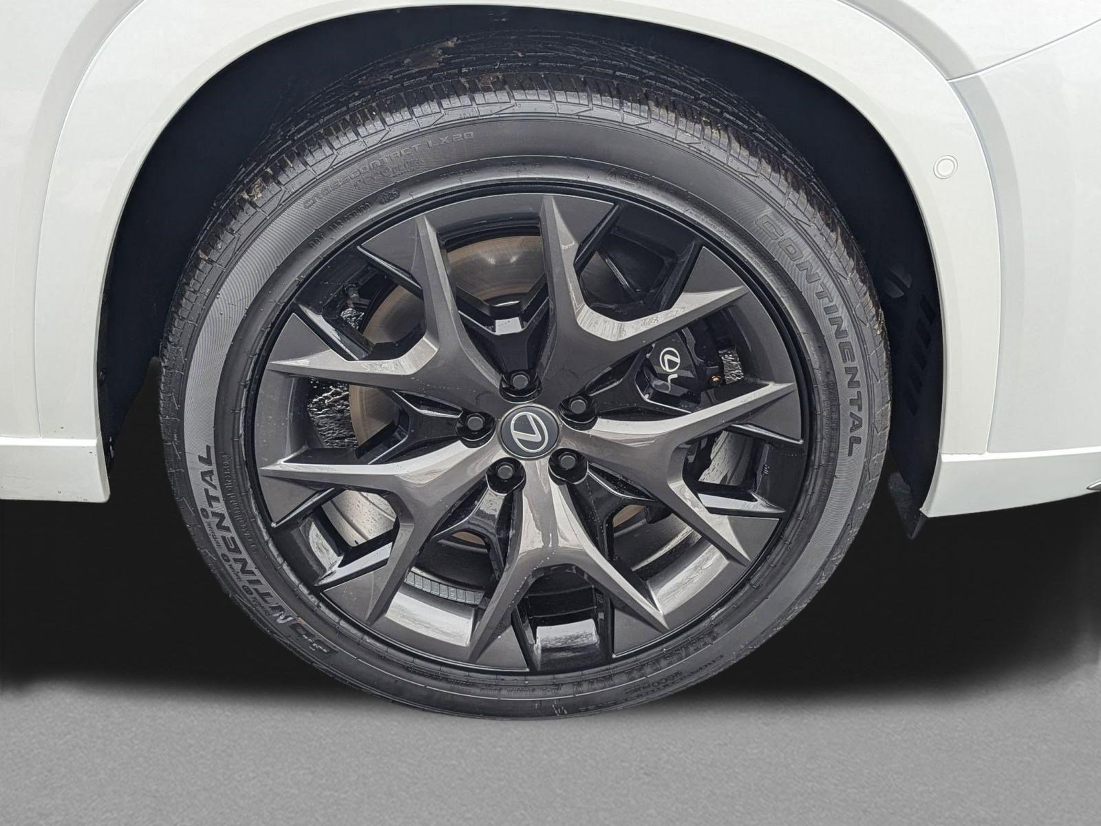 New 2026 Lexus TX 500h AWD image 10