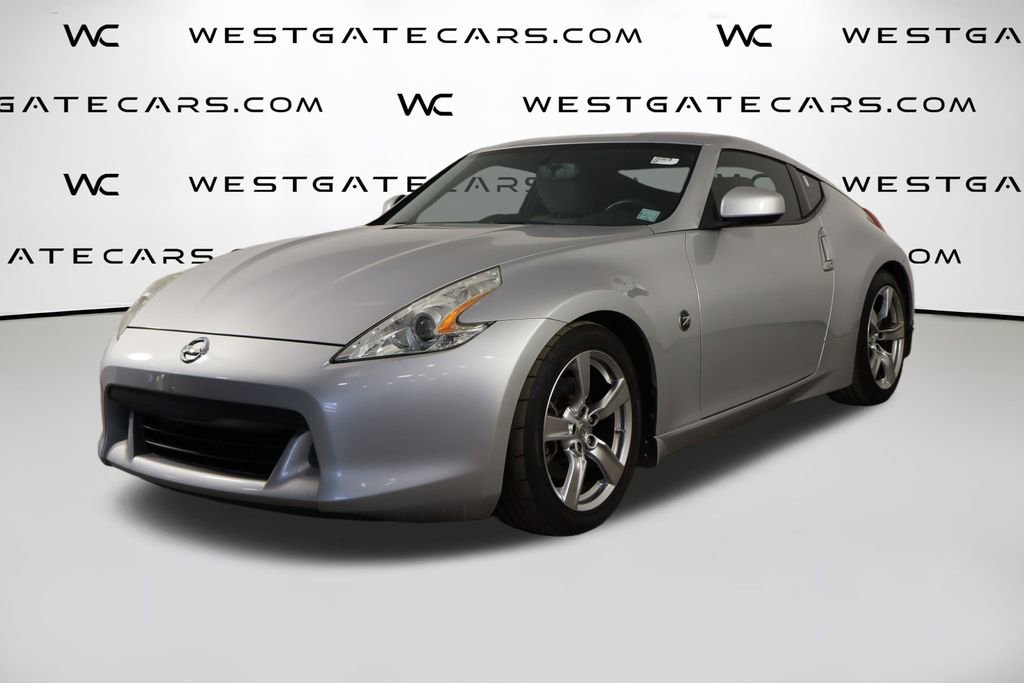 Used 2009 Nissan 370Z Touring image 1