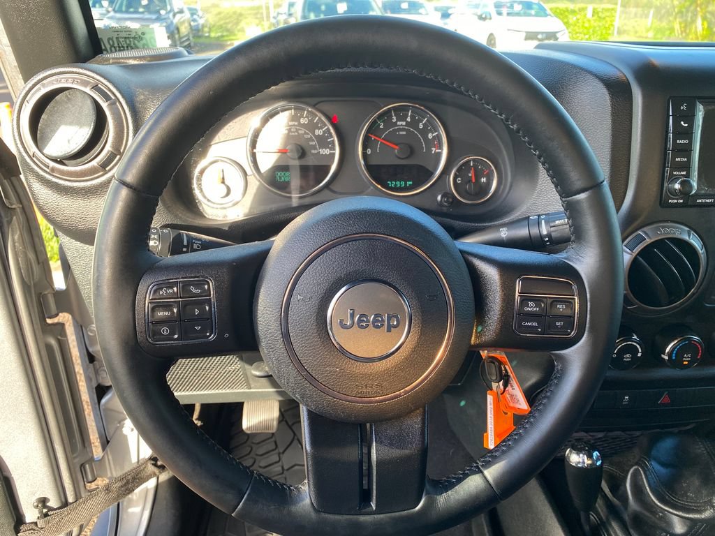 Used 2018 Jeep Wrangler Sport AWD/4WD image 14
