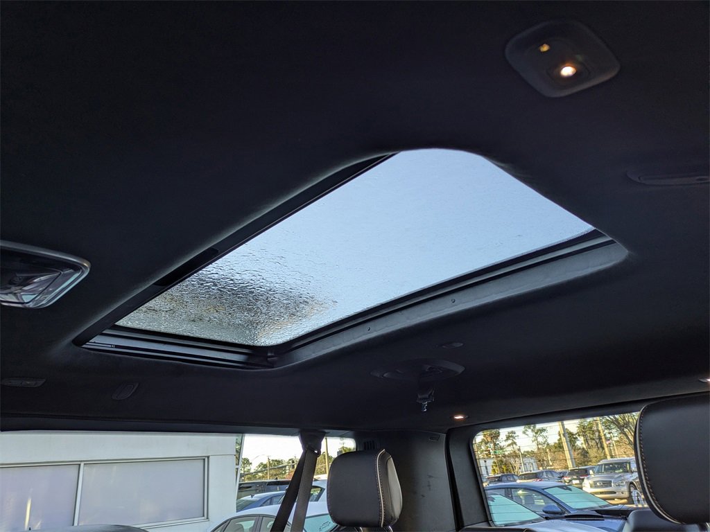 Used 2024 Jeep Grand Wagoneer L Series III image 21