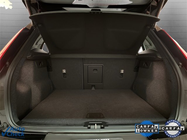 Used 2025 Volvo XC40 B5 Core image 78