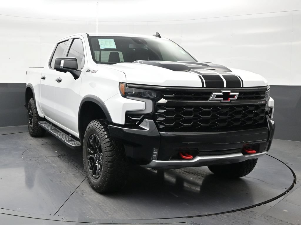 Used 2022 Chevrolet Silverado 1500 ZR2 AWD/4WD image 7