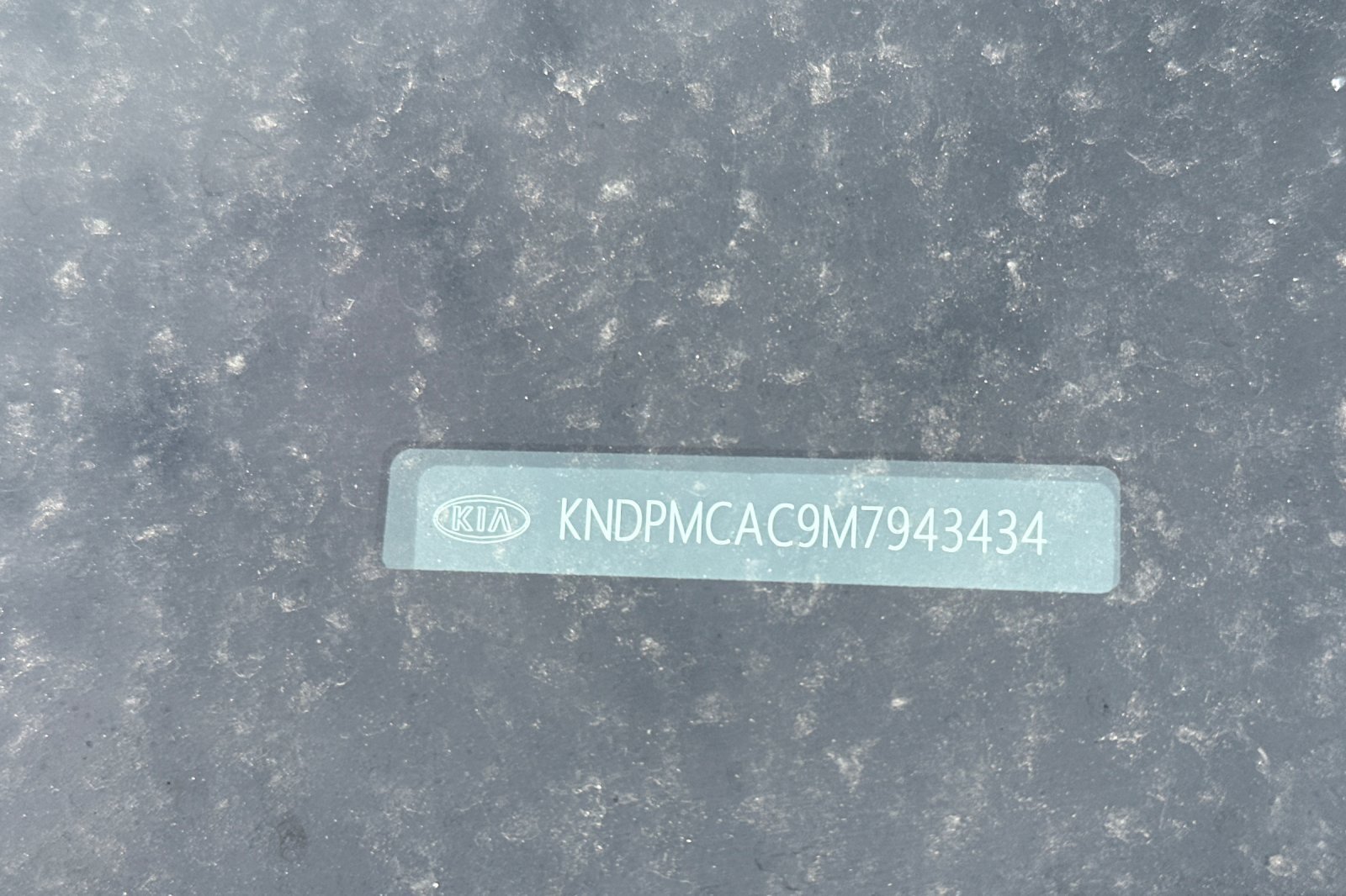 Used 2021 Kia Sportage LX image 2