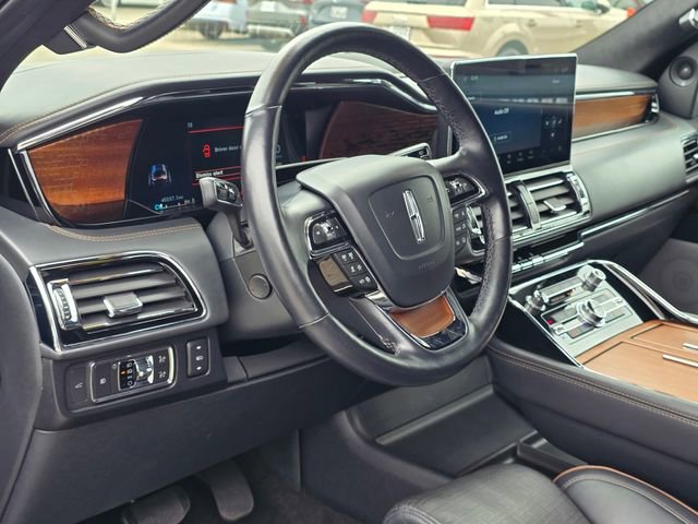 Used 2022 Lincoln Navigator Black Label AWD/4WD image 7