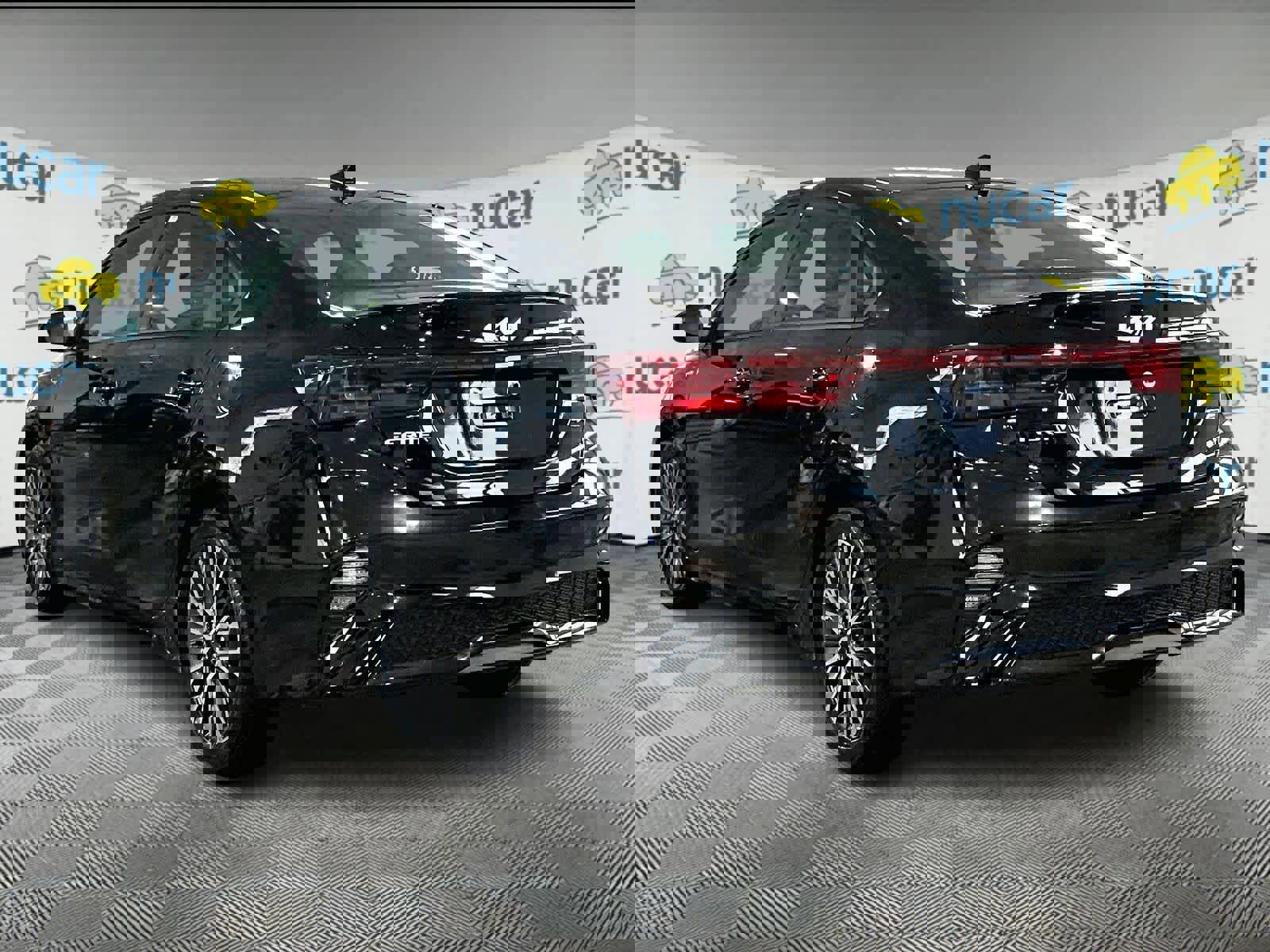 Used 2023 Kia Forte GT-Line w/ GT-Line Premium Package image 4