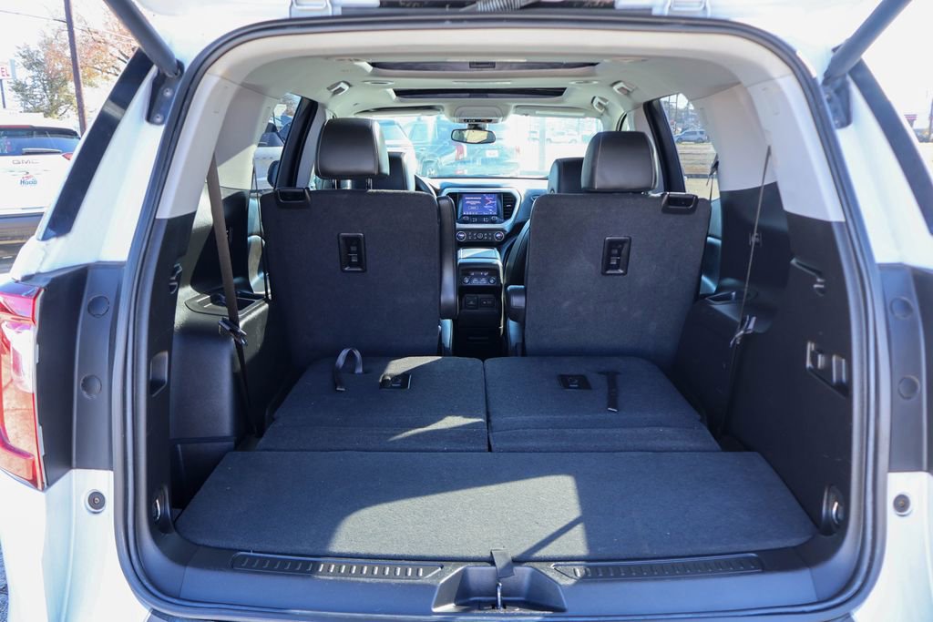 Used 2023 GMC Acadia SLT w/ Preferred Package image 27