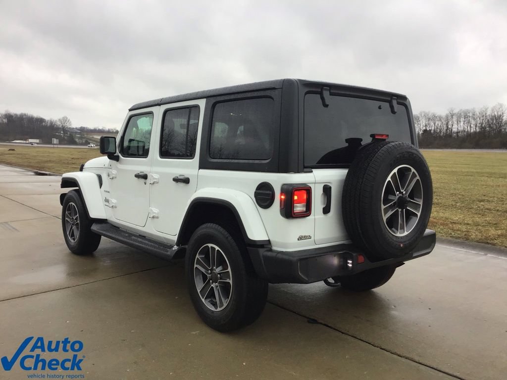 Used 2023 Jeep Wrangler Unlimited Sahara w/ Cold Weather Group AWD/4WD image 5
