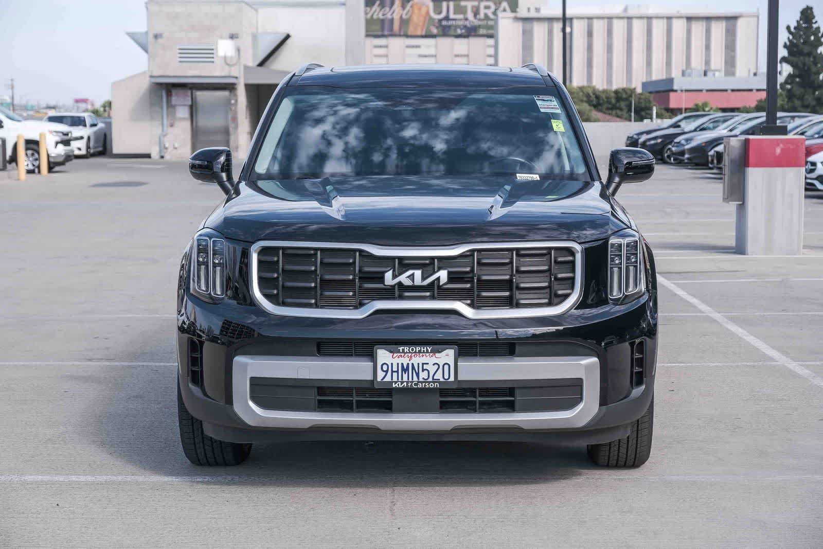 Used 2024 Kia Telluride S w/ S Sunroof Package FWD image 2