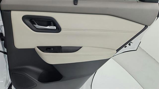 New 2026 Nissan Rogue SV w/ SV Premium Package image 32