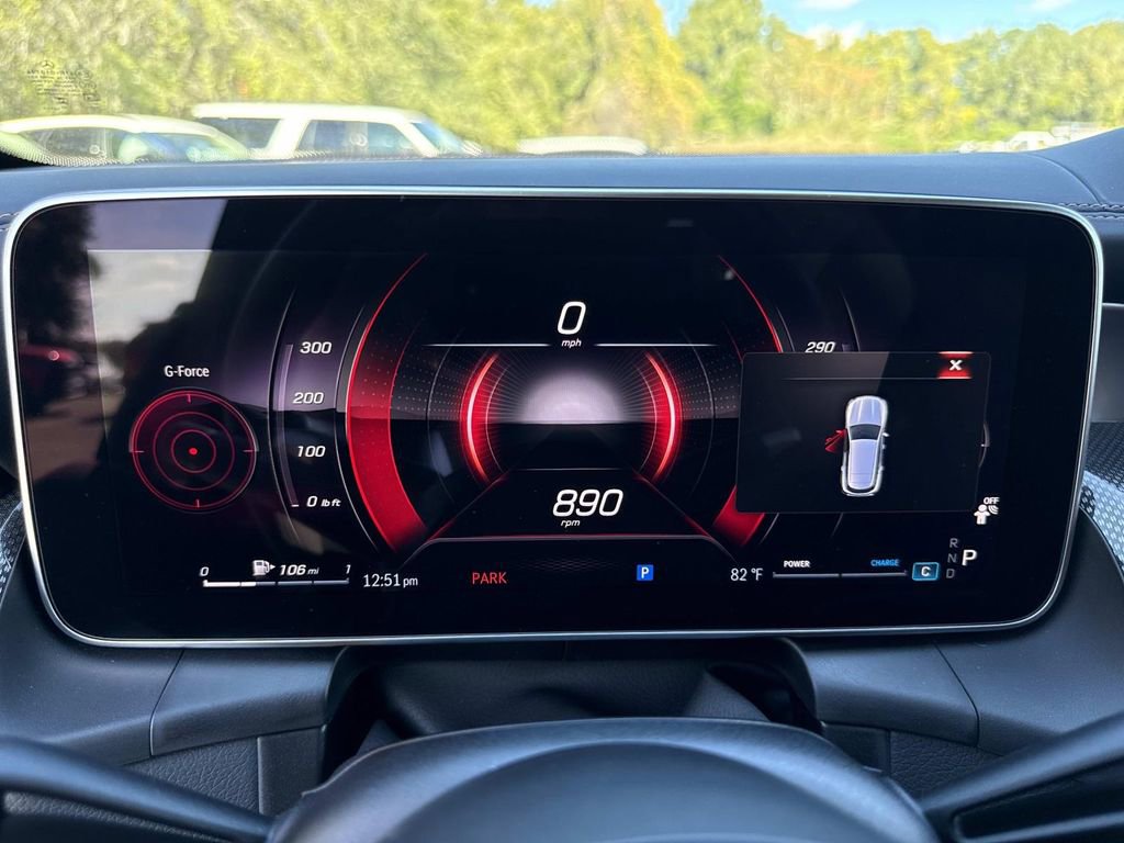 Used 2025 Mercedes-Benz GLC 300 4MATIC image 27