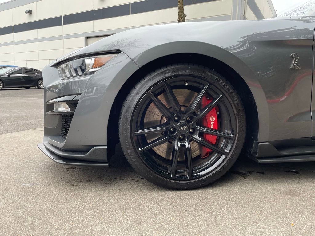 Used 2021 Ford Mustang Shelby GT500 w/ Technology Package RWD image 8