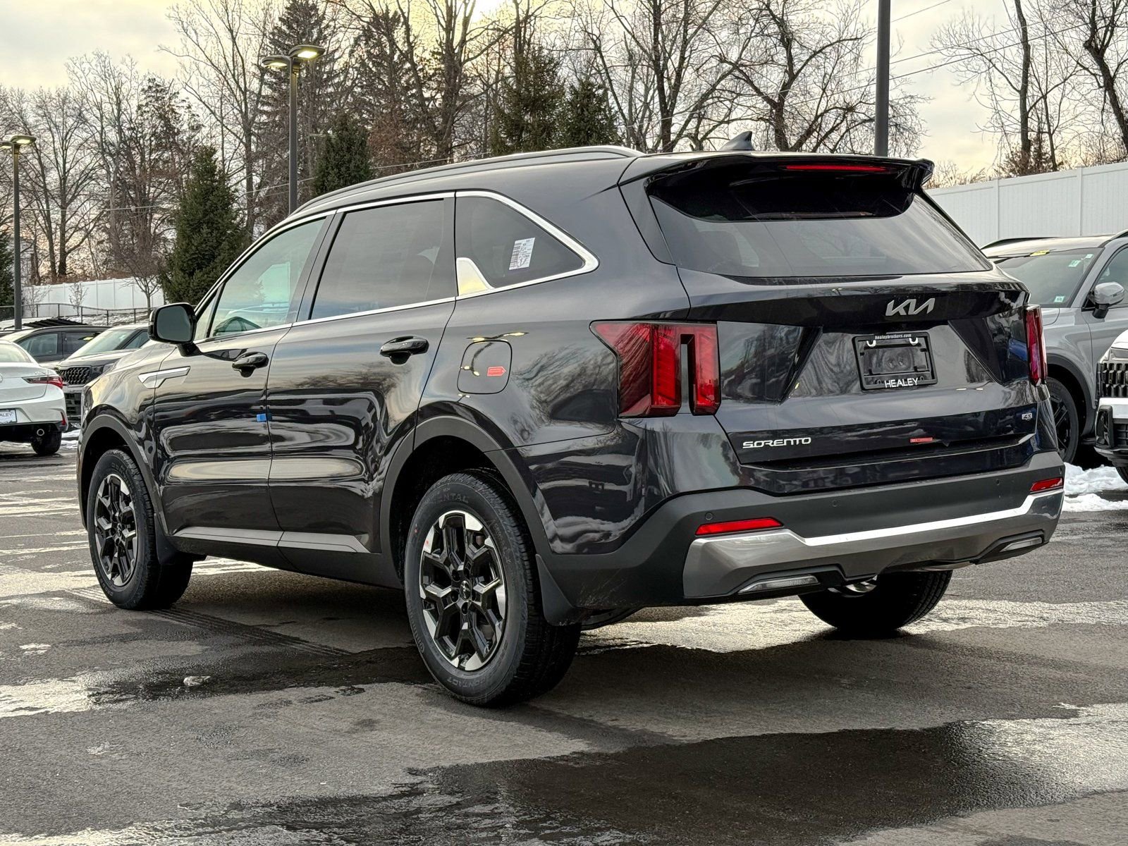 New 2026 Kia Sorento S w/ S Panoramic Sunroof Package image 5