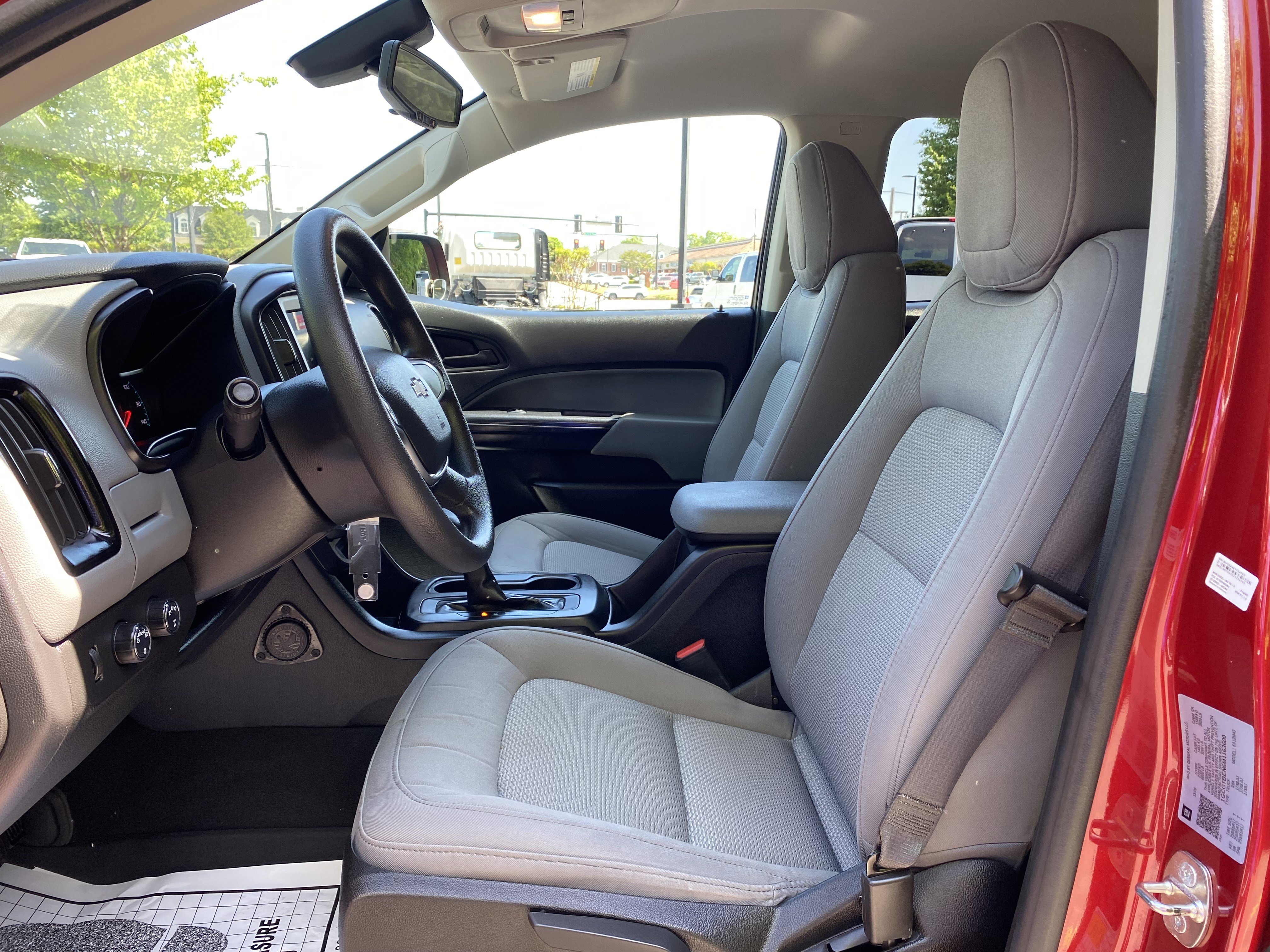 Used 2021 Chevrolet Colorado W/T w/ WT Convenience Package AWD/4WD image 16