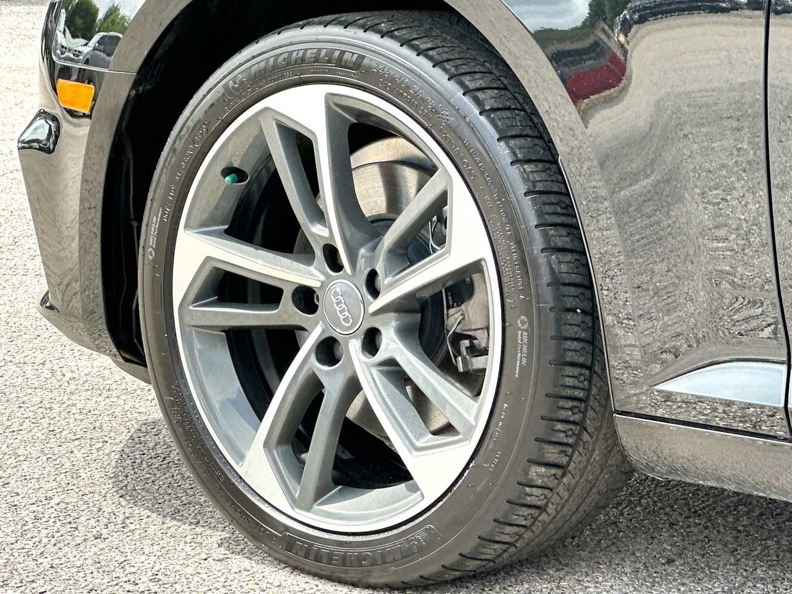 Used 2019 Audi A4 2.0T Premium FWD image 11