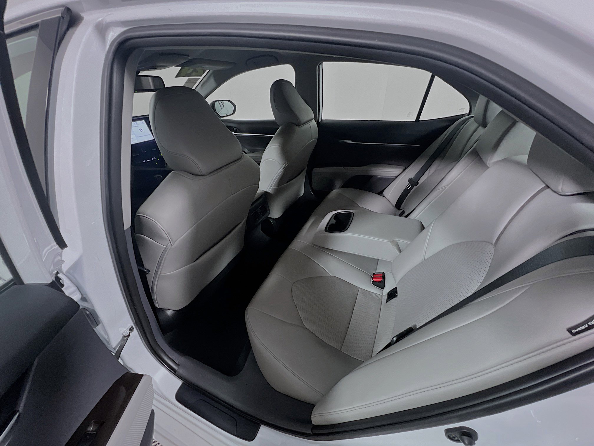 Used 2024 Toyota Camry XSE image 29