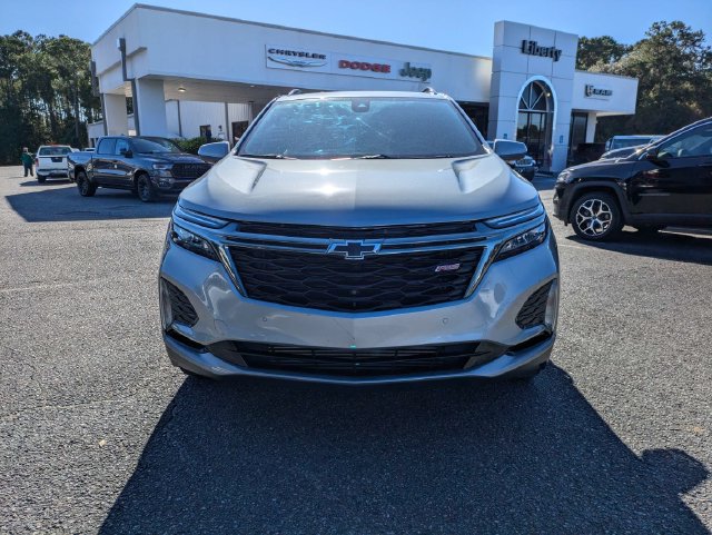 Used 2023 Chevrolet Equinox RS w/ RS Leather Package FWD image 10