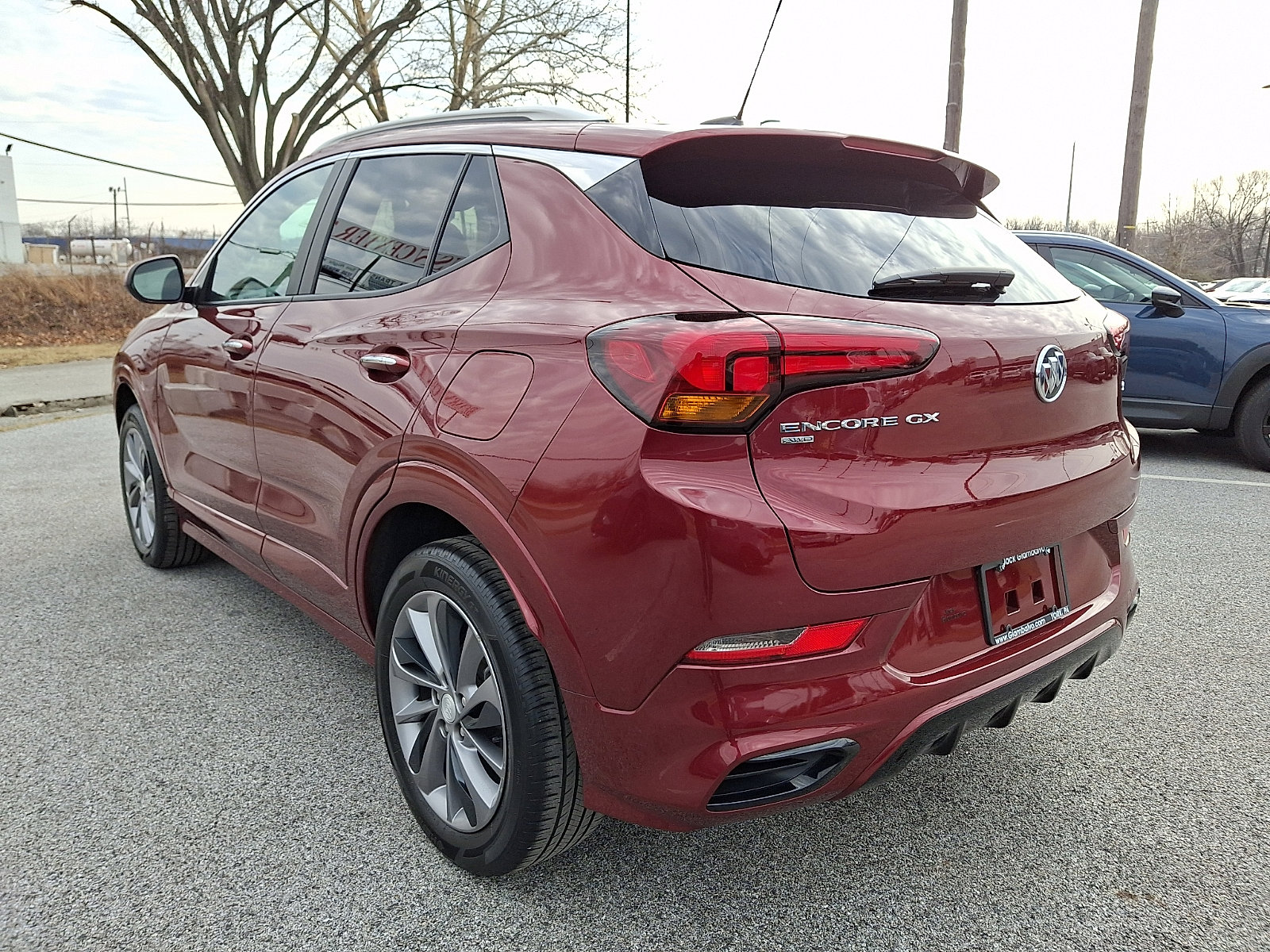 Used 2023 Buick Encore GX Select w/ Sport Touring Package image 5