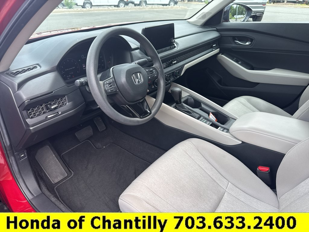 Certified 2025 Honda Accord SE image 20