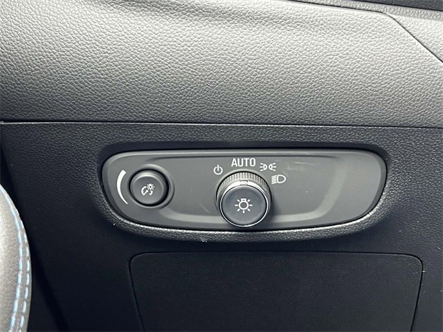 New 2025 Buick Encore GX Sport Touring w/ Comfort Package image 28